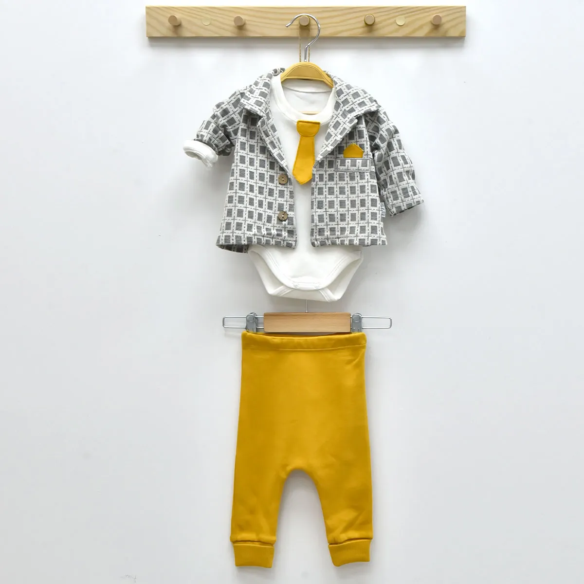Boys' Outfit Set — Set pieces: 3 — 6686LG