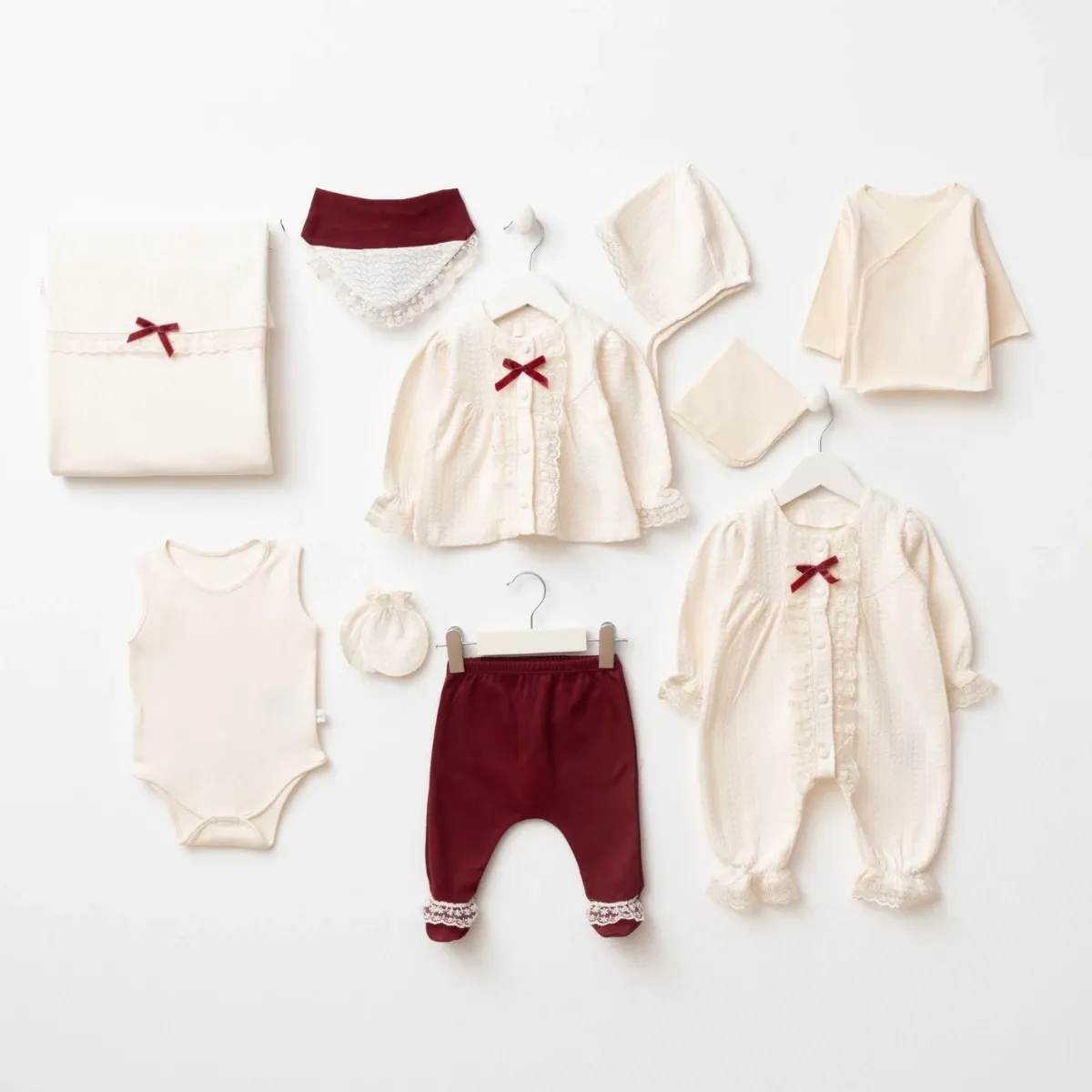 Newborn Going-Home Set — Set pieces: 10 — 0-3 months — 10019MZ