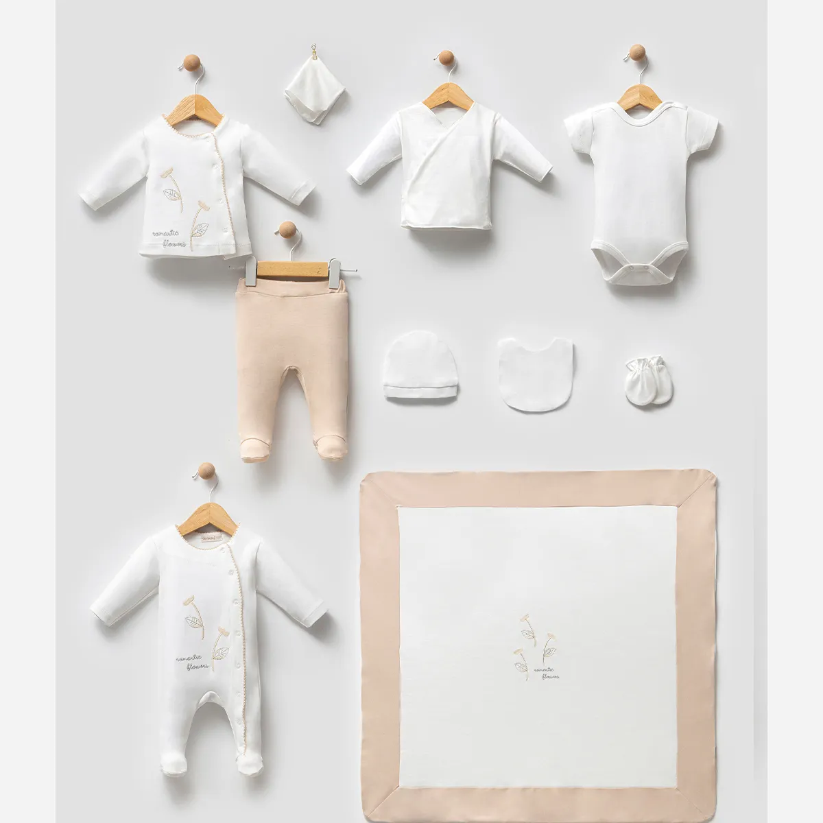 Newborn Going-Home Set — Embroidery, Floral motif — Set pieces: 10 — 0-3 months — 72369BP