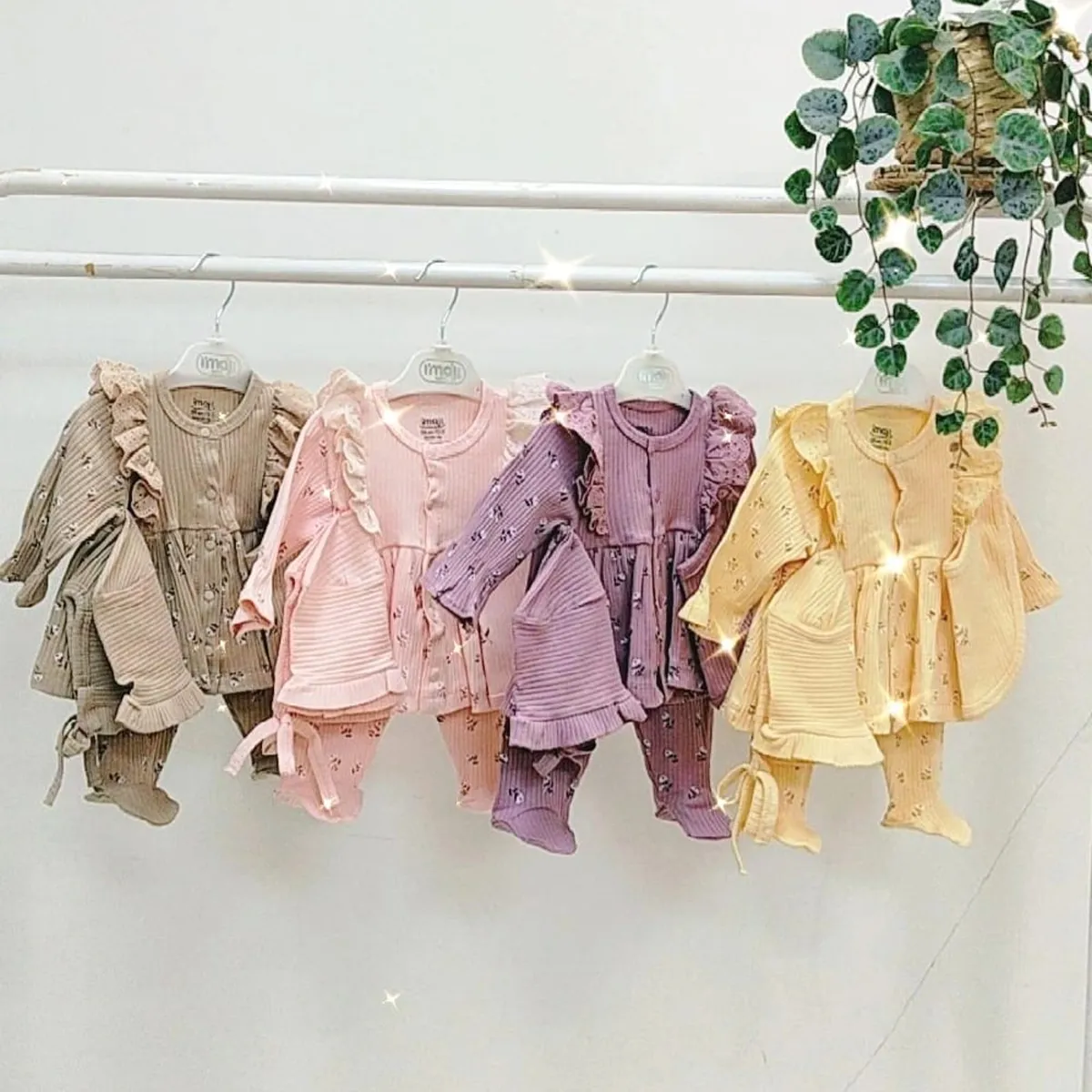 Newborn Going-Home Set — Floral motif — Set pieces: 5 — 0-3 months — 5111İM