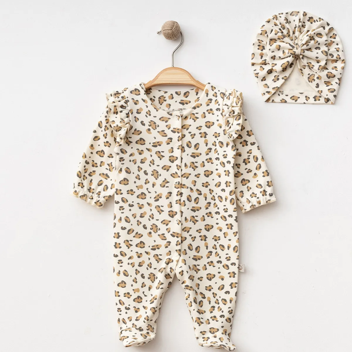 Baby Jumpsuit — Leopard pattern — 0/3-0/3-3/6 months — 2200OB