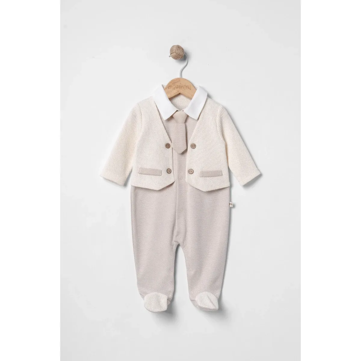 Baby Jumpsuit — Covered feet — 0-3-6-9 months — 4552MN