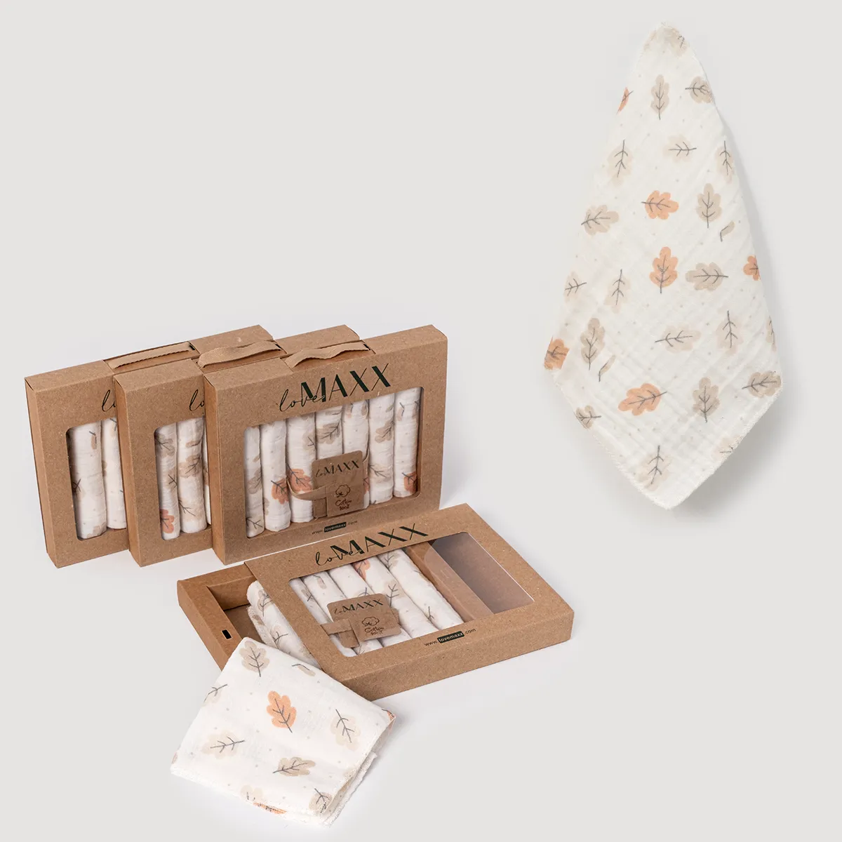 Baby Bibs, Wipes, Mittens & Pacifier Clips — Muslin, Boxed packaging — Set pieces: 7 — 5037LV