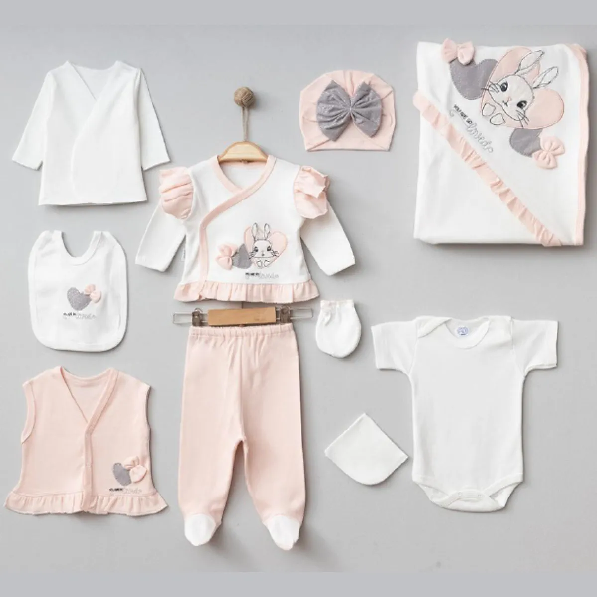 Newborn Going-Home Set — Heart motif, Rabbit motif — Set pieces: 10 — 0-3 months — 594ZP
