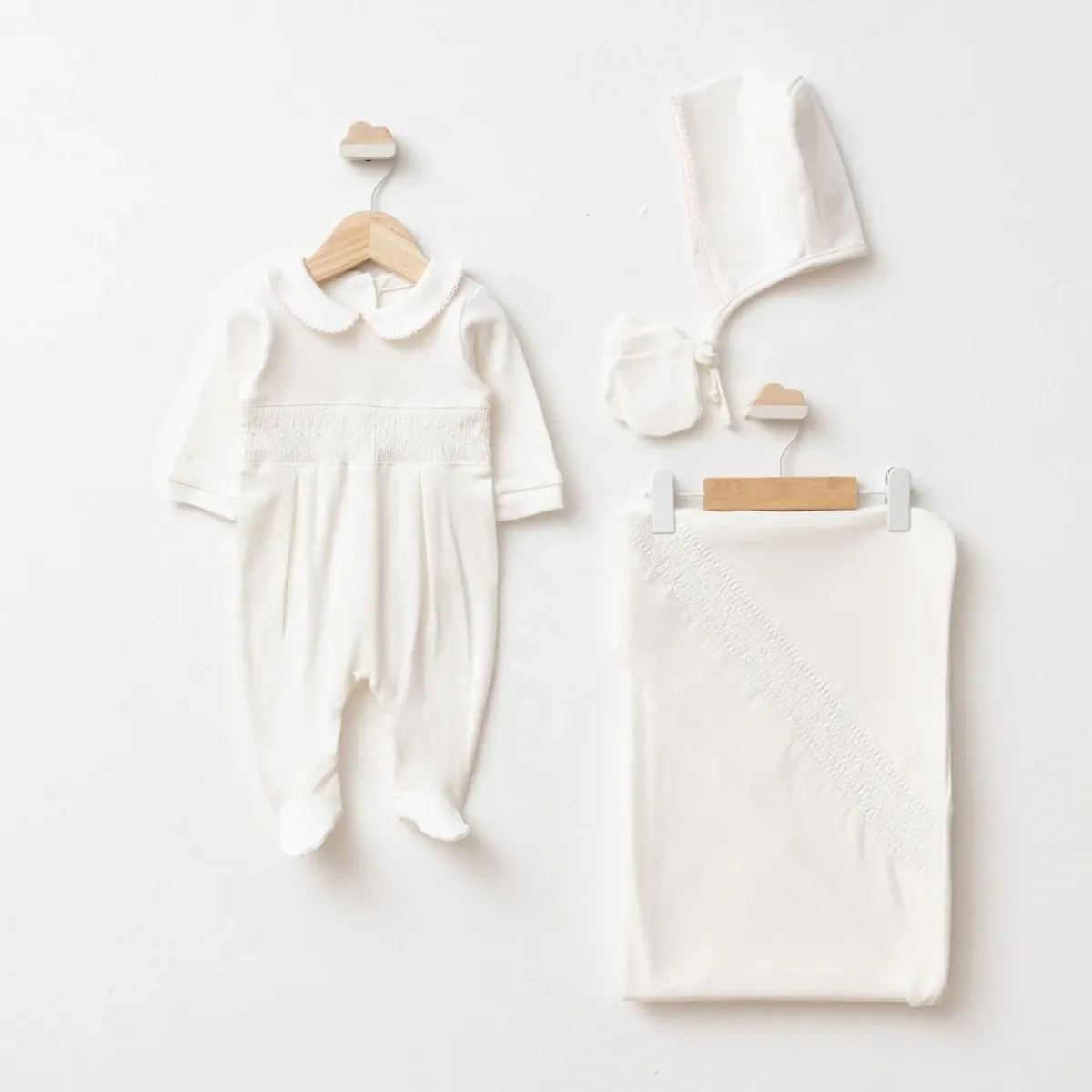 Newborn Going-Home Set — Set pieces: 4 — 0-3 months — 7100PG
