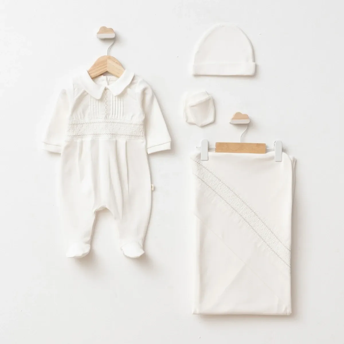 Newborn Going-Home Set — Set pieces: 4 — 0-3 months — 7112PG