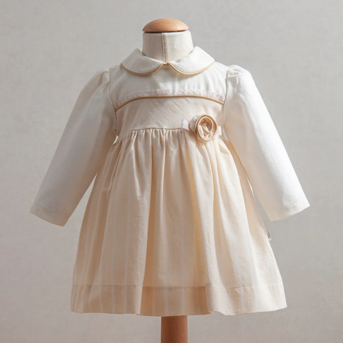 Dress — 6-9-12-18-24 months — 3917T