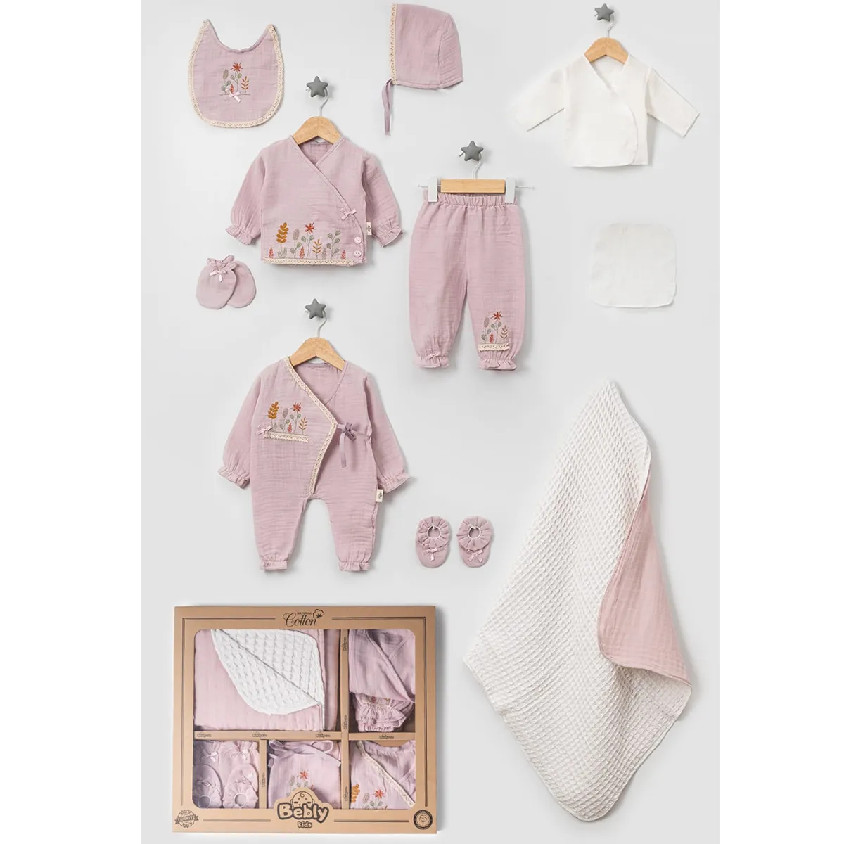 Newborn Going-Home Set — Muslin, Embroidery, Floral motif — Set pieces: 10 — 0-3 months — 10003BK