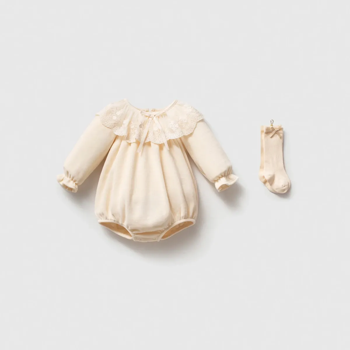 Baby Romper — Lace detail, Velvet, Collar — 6-9-12-18 months — 5290NY