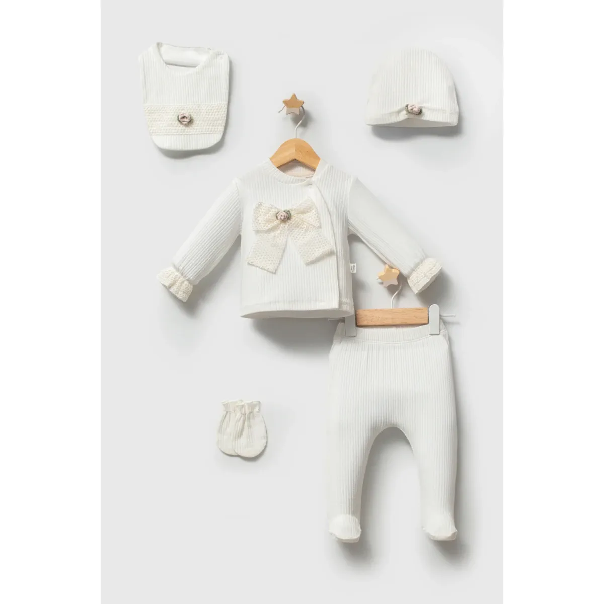 Newborn Going-Home Set — Set pieces: 5 — 0-1 months — 5913T
