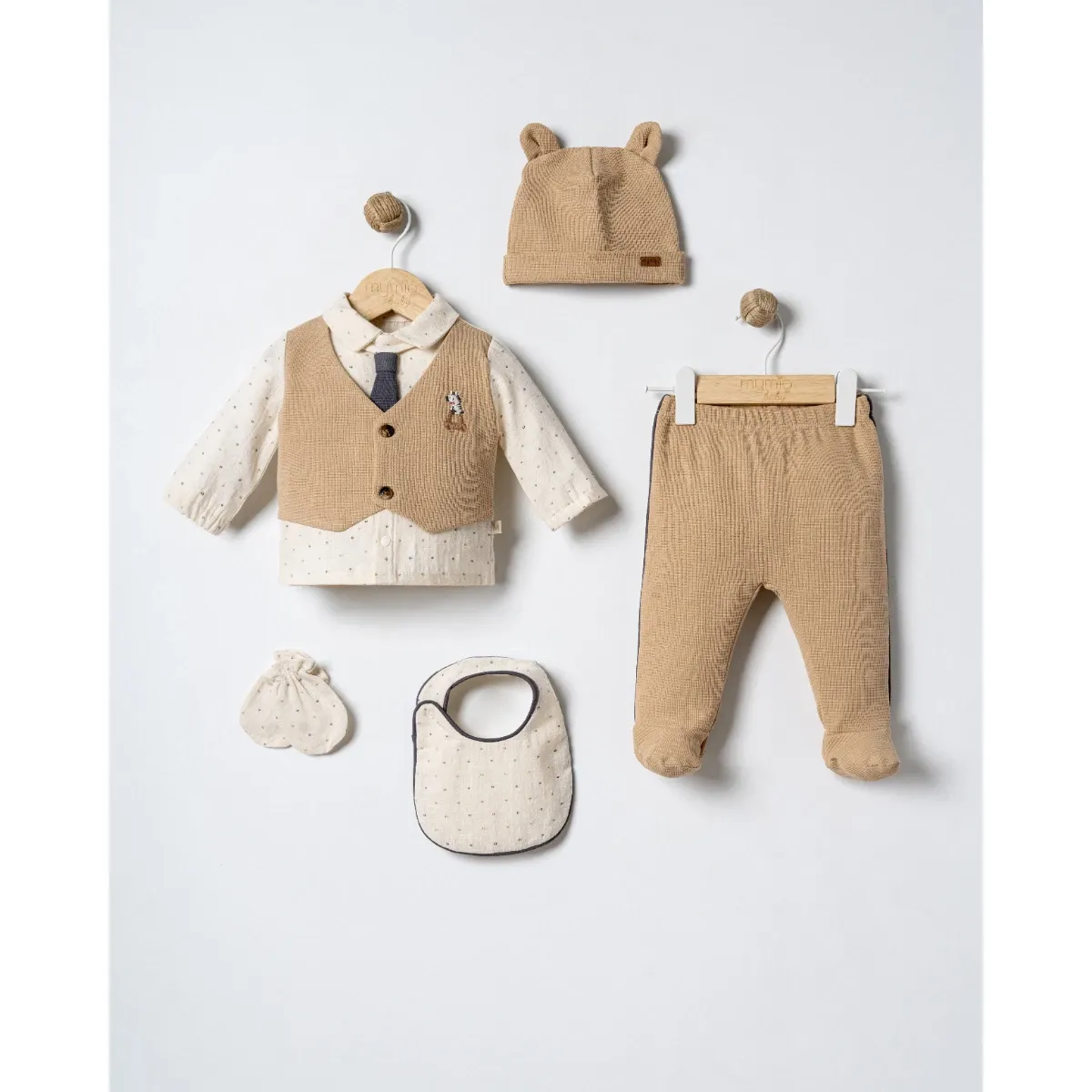 Newborn Going-Home Set — Set pieces: 5 — 0-3 months — 4571MY