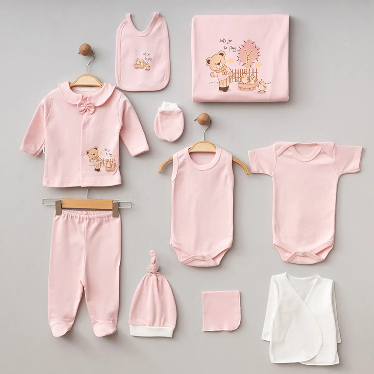 Newborn Going-Home Set — Bear motif — Set pieces: 10 — 0-3 months — 604ZP