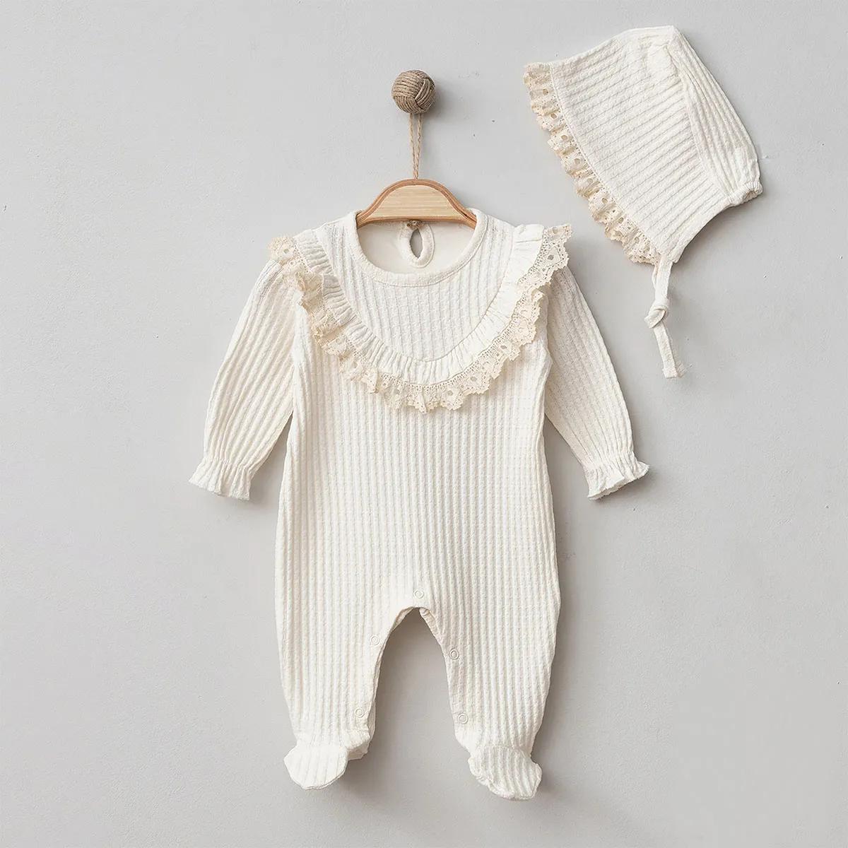 Baby Jumpsuit — Jacquard, Broderie detail — 3-6-9 months — 6166PG