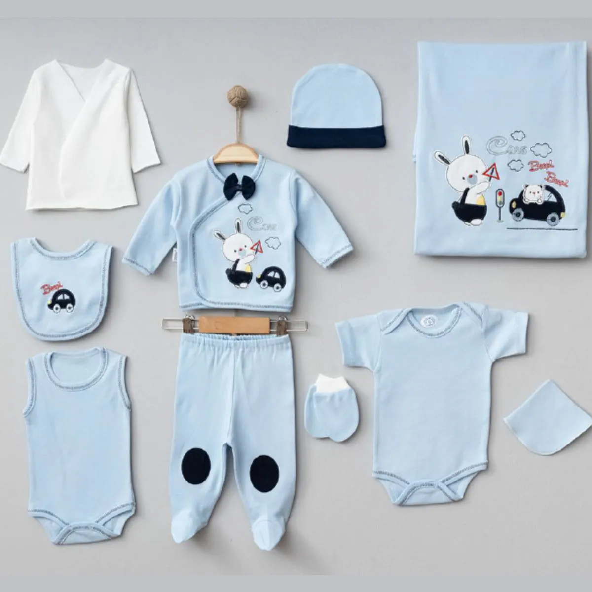 Newborn Going-Home Set — Rabbit motif — Set pieces: 10 — 0-3 months — 592ZP