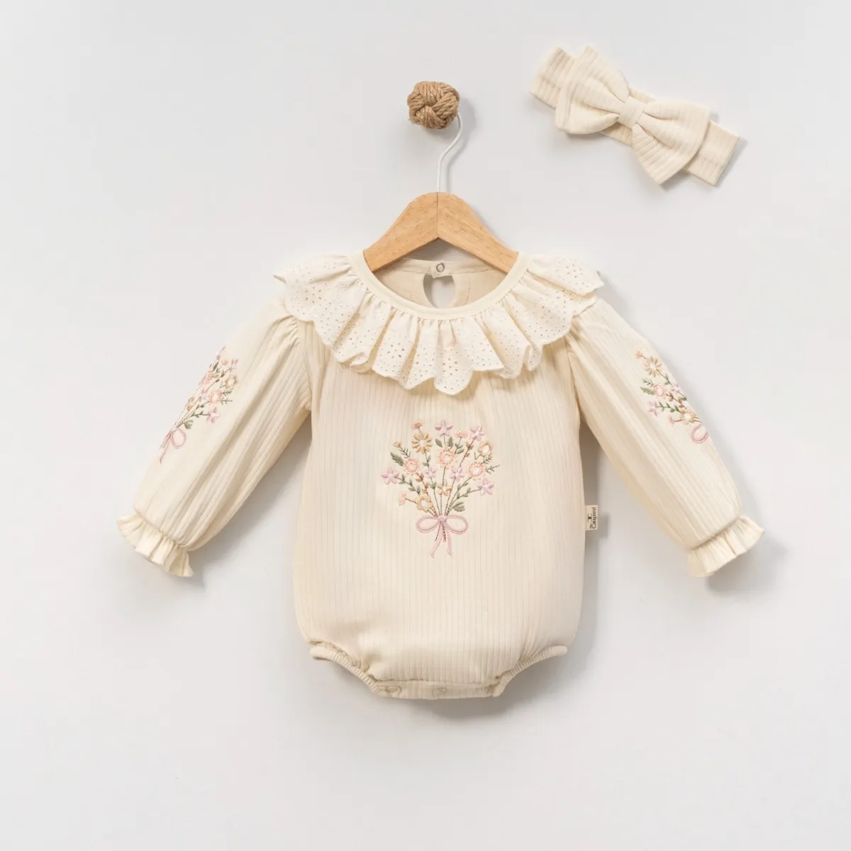 Baby Romper — Floral motif — 3-6-9 months — 1112MC