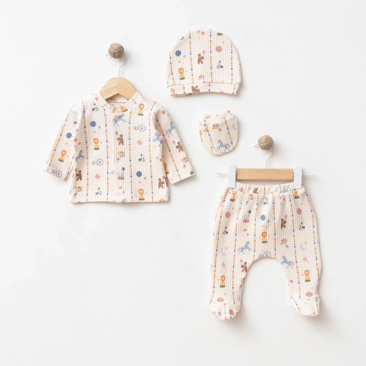 Newborn Going-Home Set — 0-3 months — 5097EB