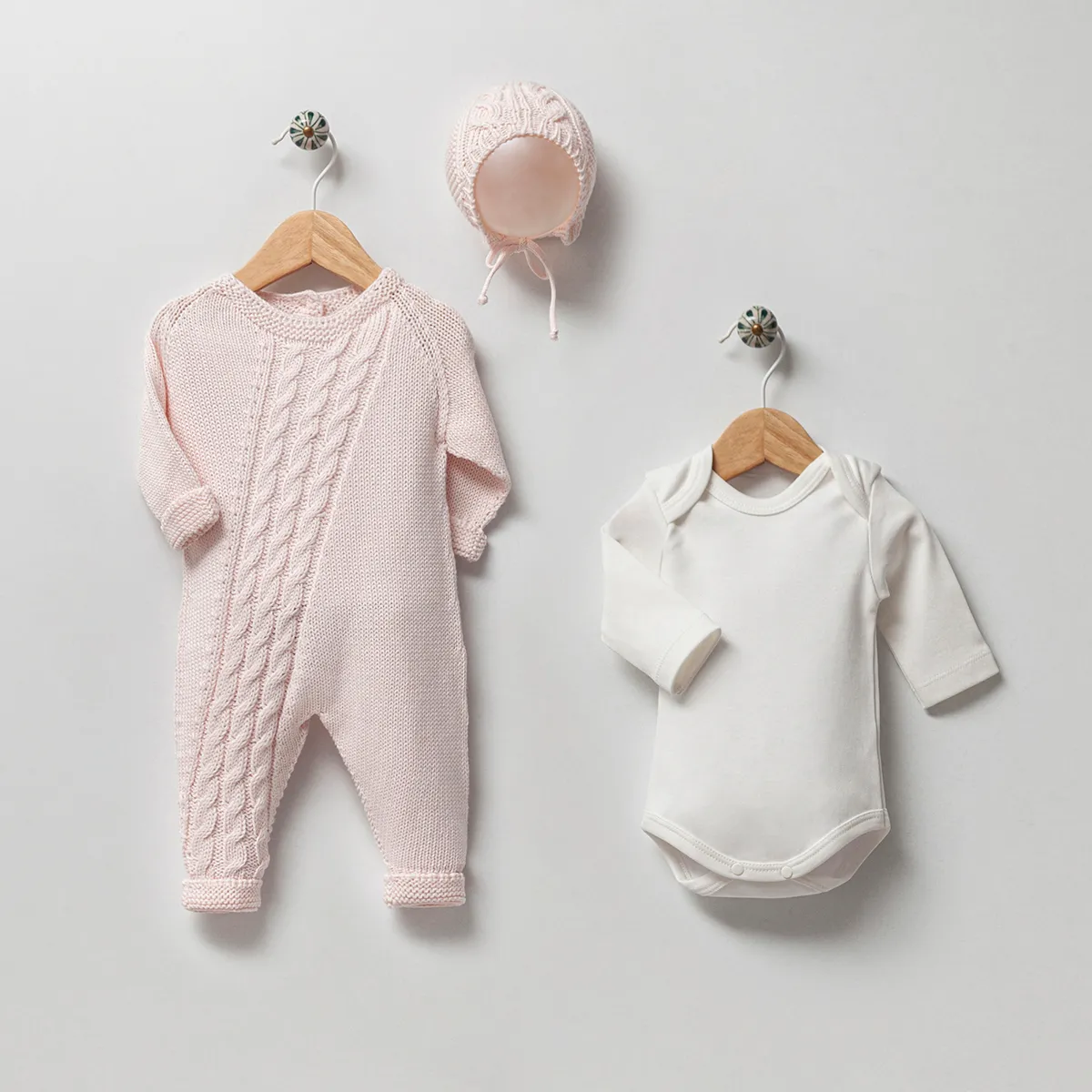 Newborn Going-Home Set — Knit fabric, Cable knit — 0-3 months — 8098N
