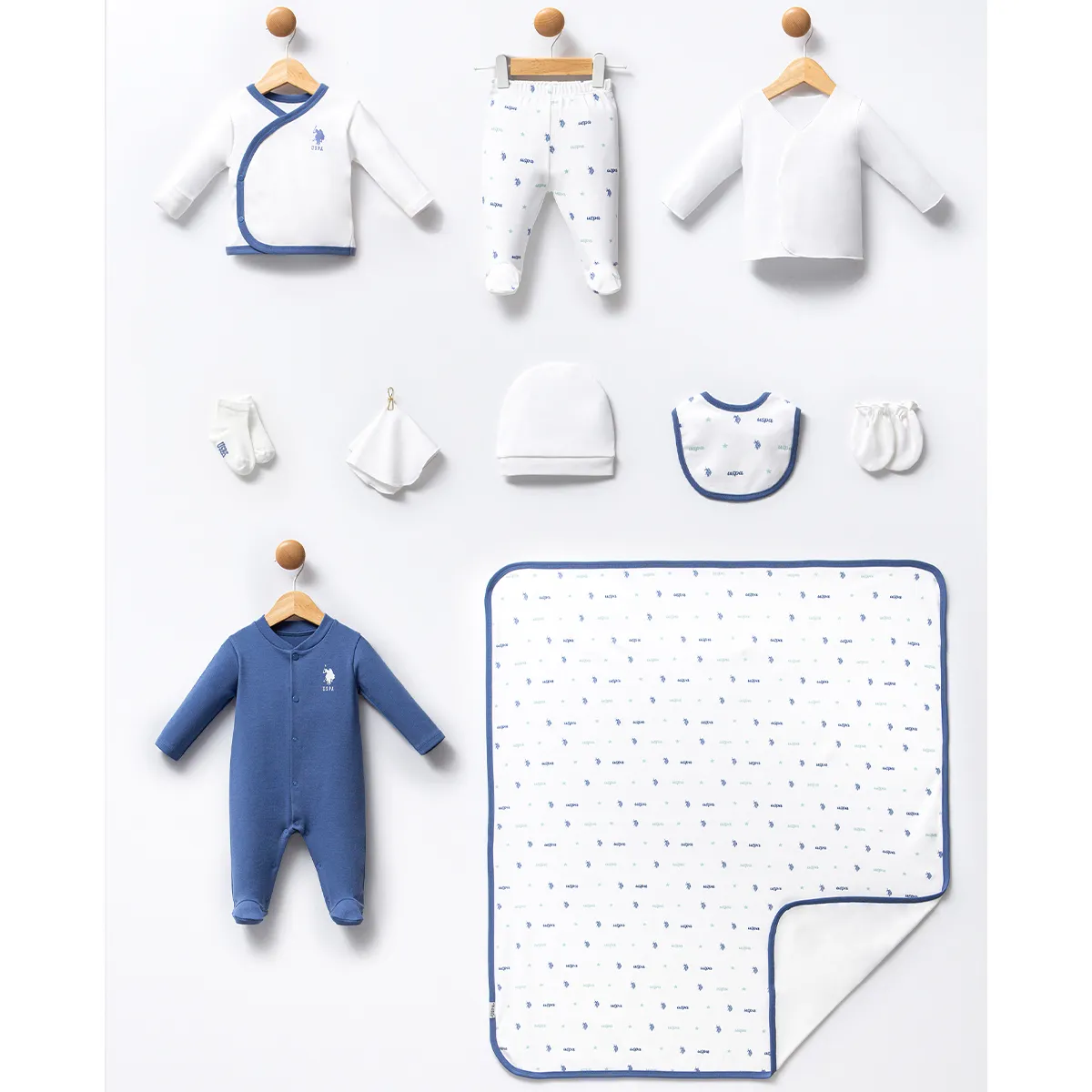 Newborn Going-Home Set — Set pieces: 10 — 0-3 months — 2245US