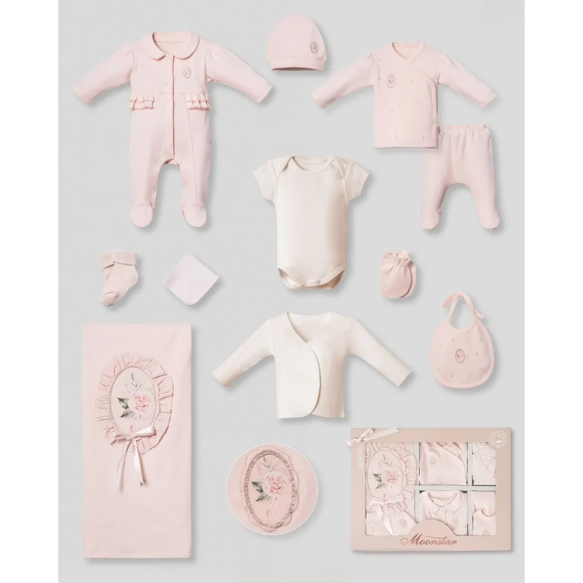 Newborn Going-Home Set — Set pieces: 11 — 0-3 months — 53164MO