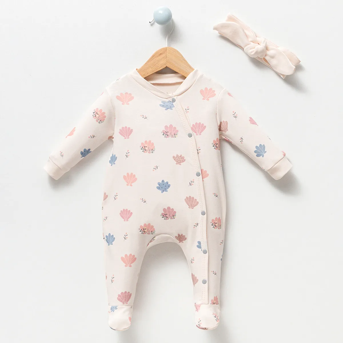 Baby Jumpsuit — Covered feet — 3-6-9 months — 1029EB