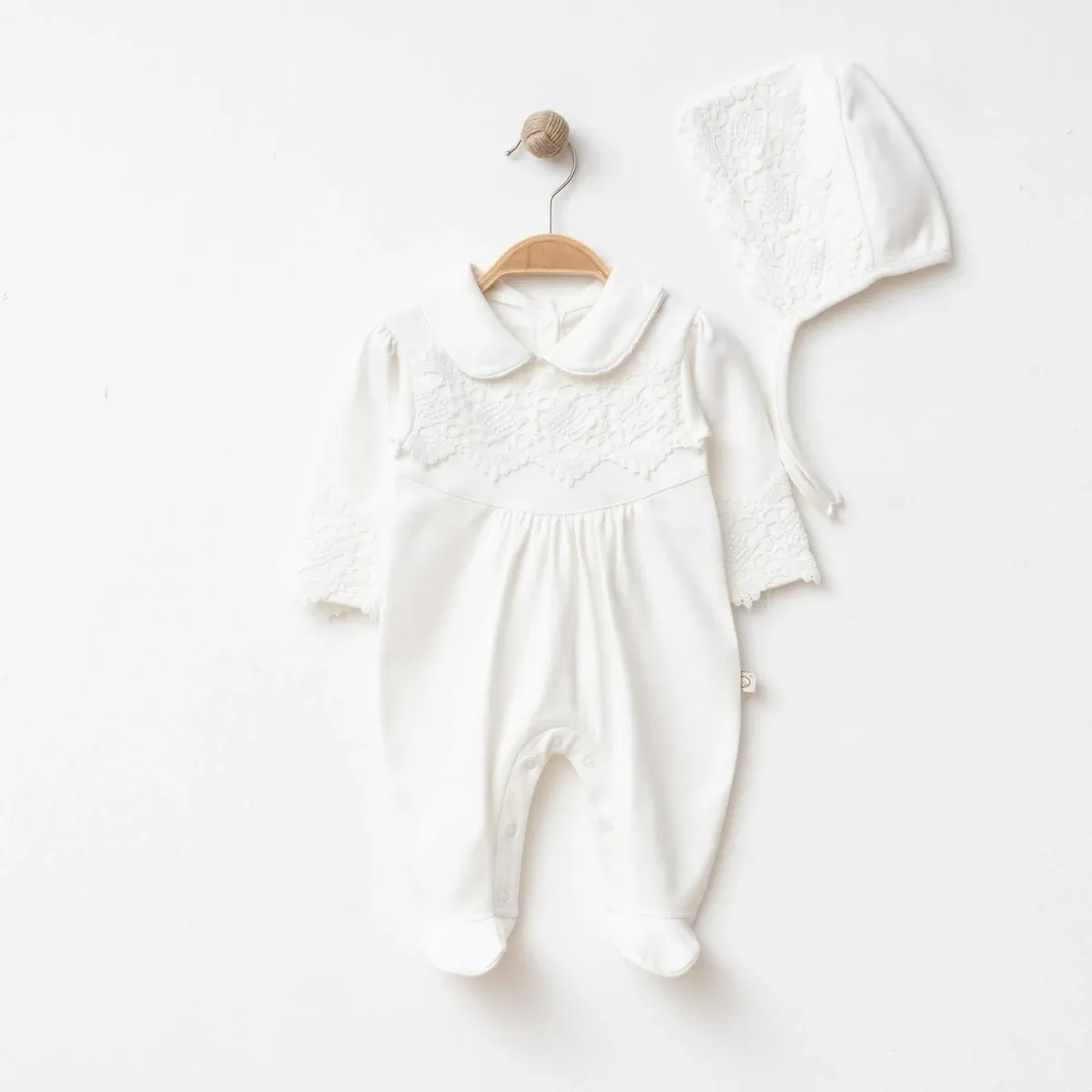 Baby Jumpsuit — Lace detail — 3-3-6 months — 5800OB