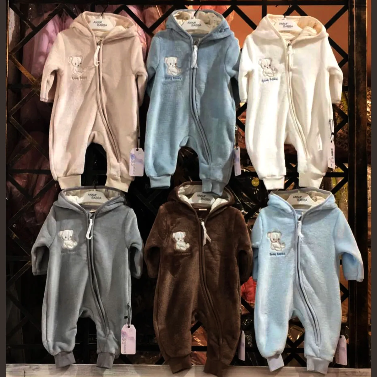Baby Jumpsuit — Bear motif — 3-6-9-12 months — 2350AN