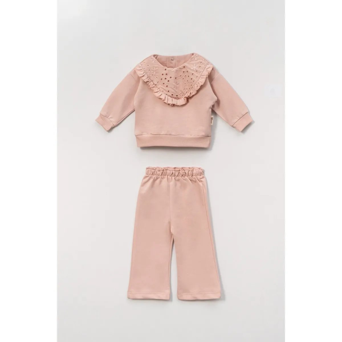 Pinafores, Skirts & Overalls — Broderie detail — Set pieces: 2 — 3-4-5-6 years — 2826VO