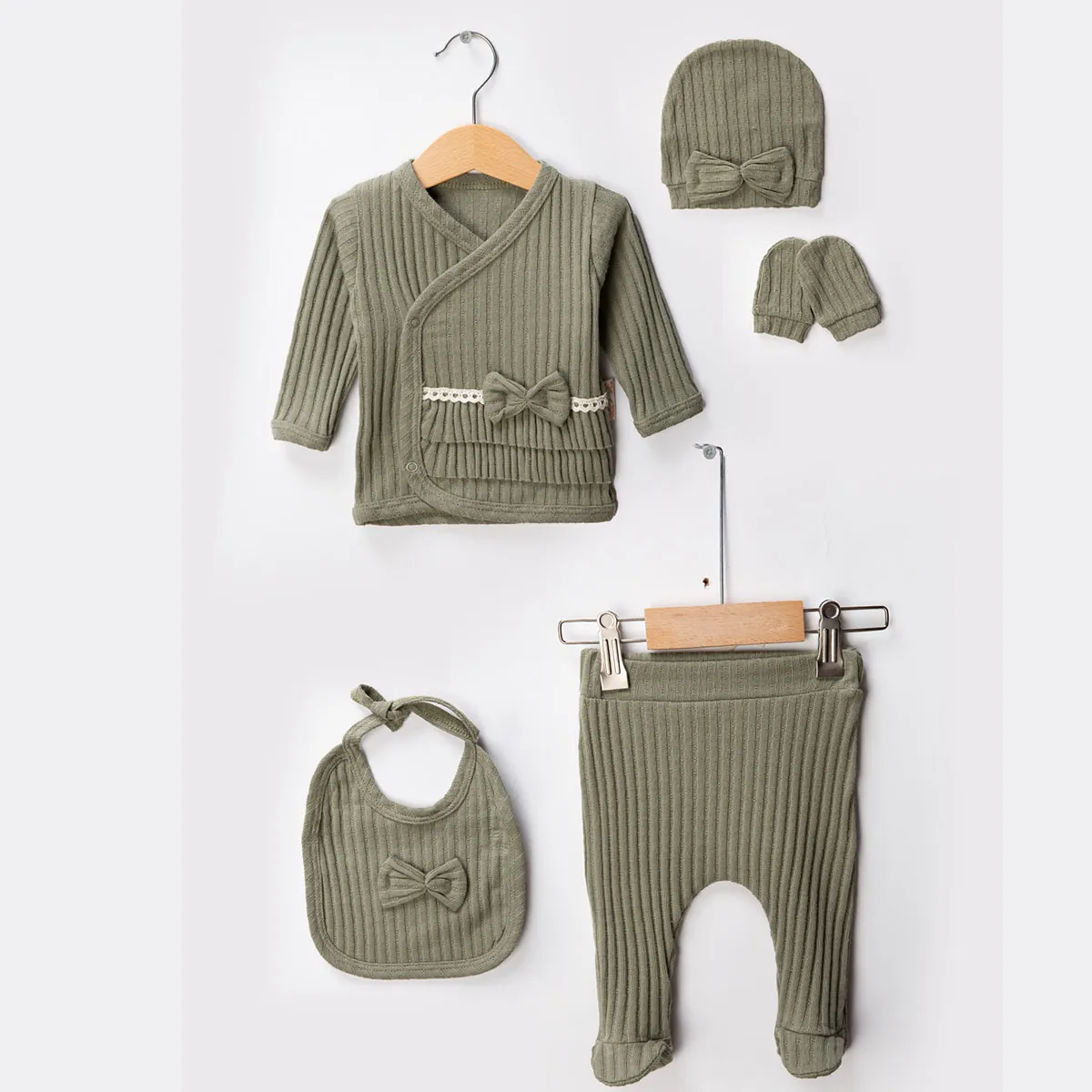 Newborn Going-Home Set — Bow detail, Ruffle detail, White — Set pieces: 5 — 0-3 months — 6171BB