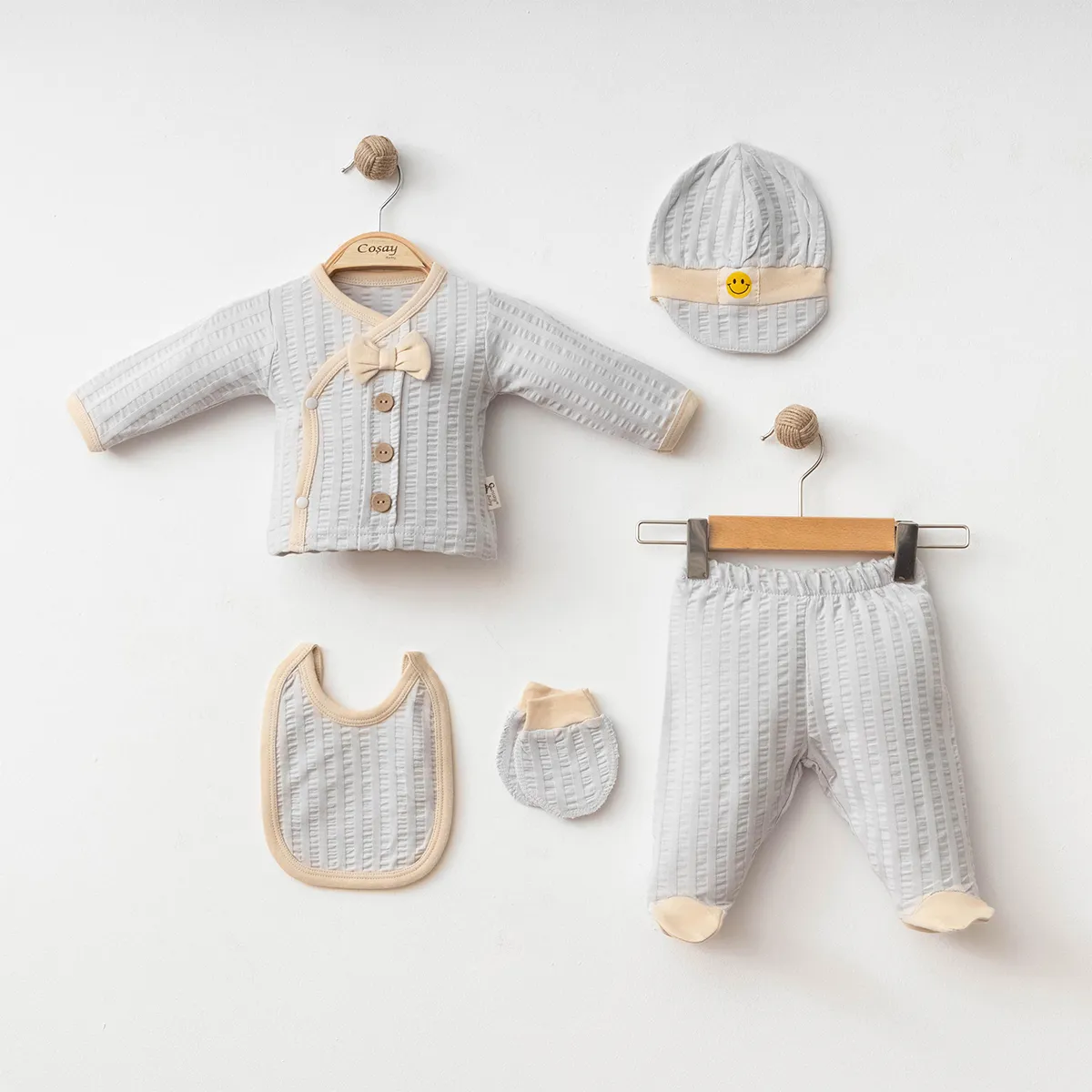 Newborn Going-Home Set — Bow detail — Set pieces: 5 — 0-3 months — 24212CY