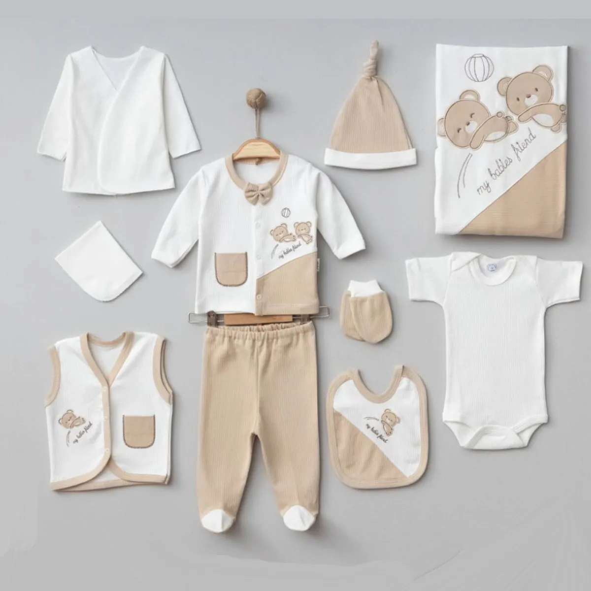Newborn Going-Home Set — Bear motif — Set pieces: 10 — 0-3 months — 588ZP