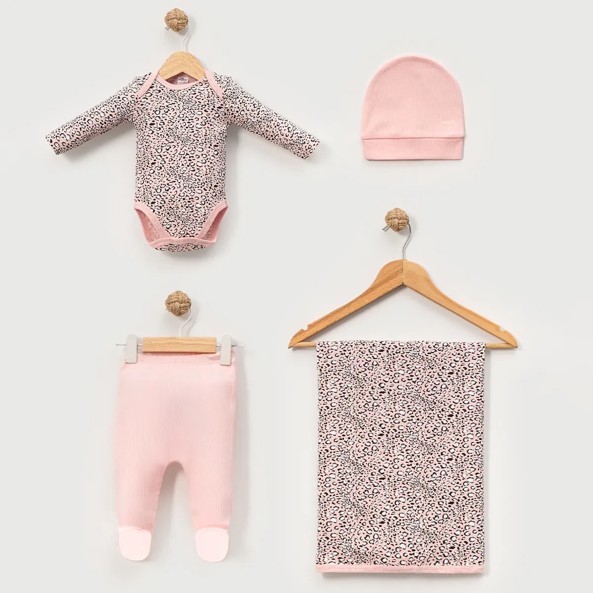 Newborn Going-Home Set — 0/3-3/6 months — 4176OK