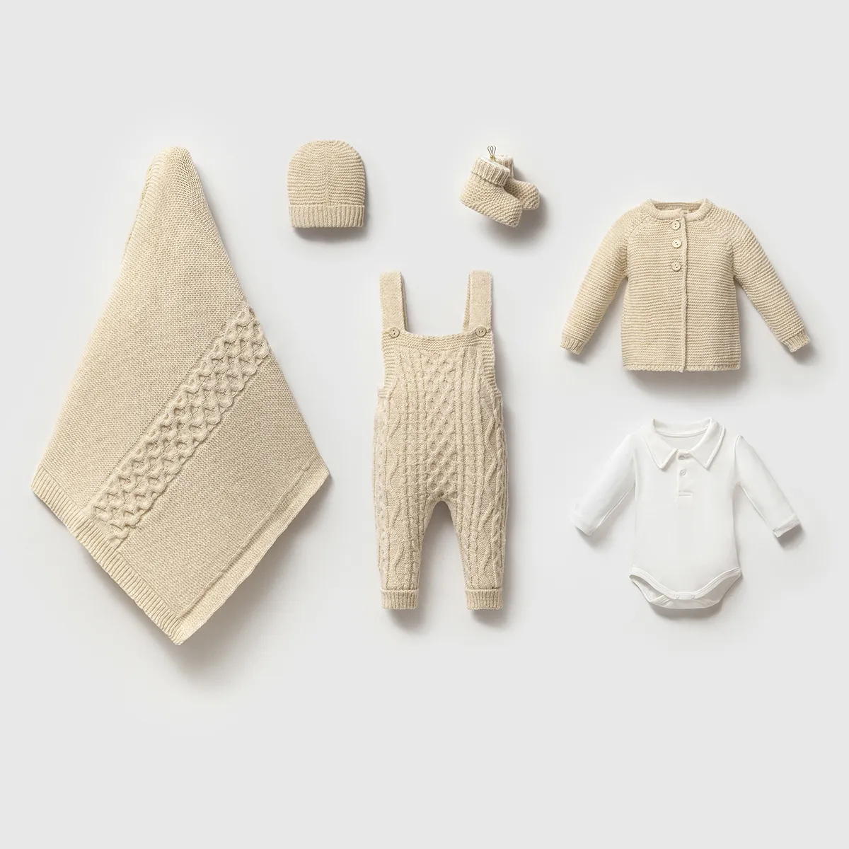 Newborn Going-Home Set — Set pieces: 5 — 0-3 months — 8406N