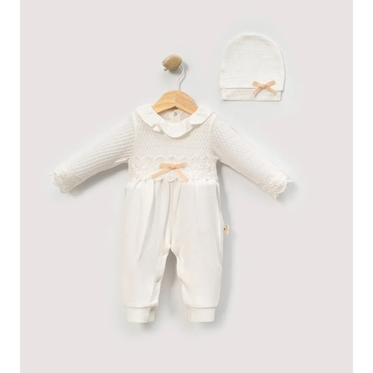Baby Jumpsuit — Lace detail — 3-6-9 months — 1137MC