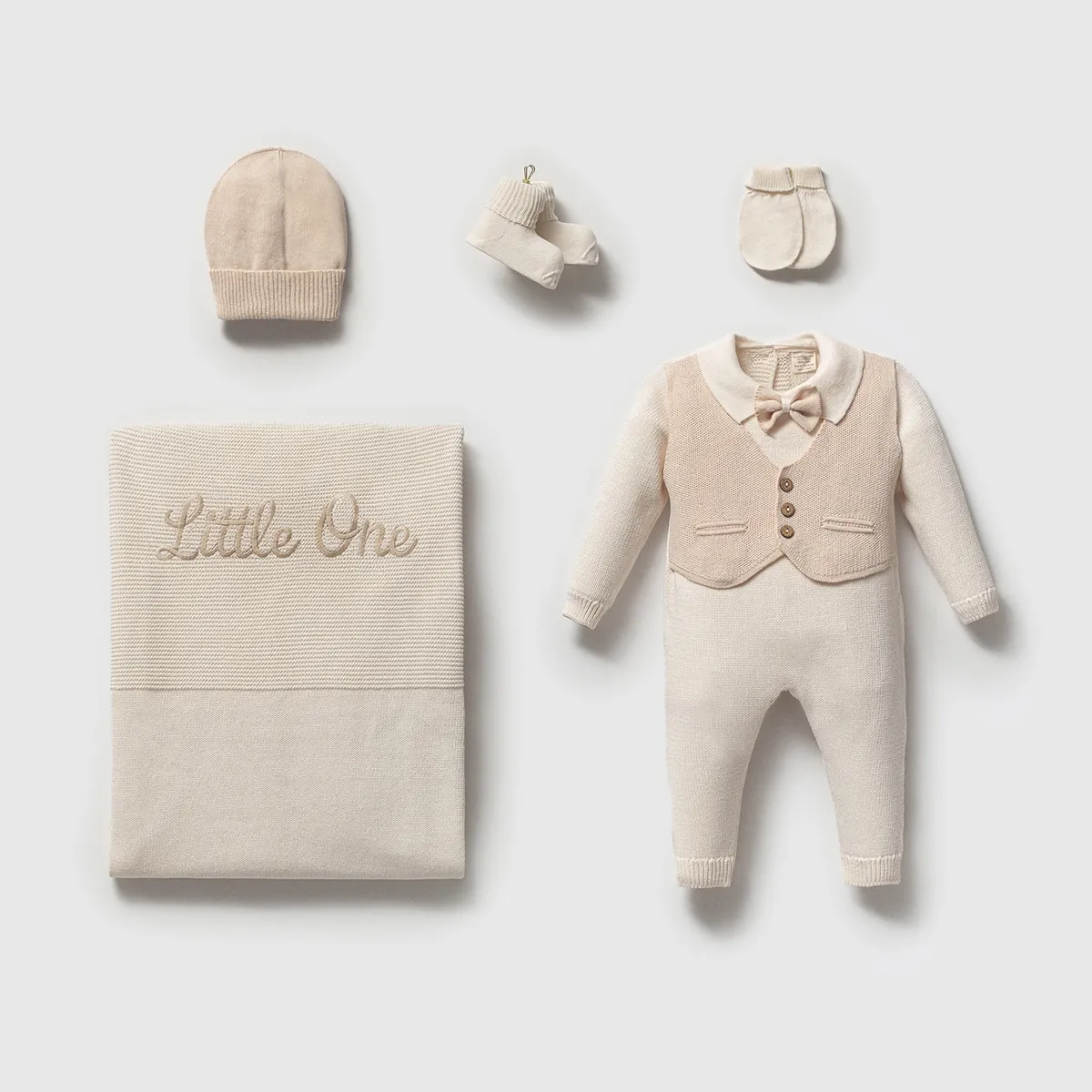 Newborn Going-Home Set — Set pieces: 5 — 0-3 months — 8394N