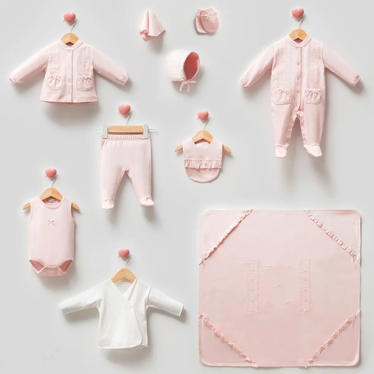 Newborn Going-Home Set — Bow detail — Set pieces: 10 — 0-3 months — 427447CS