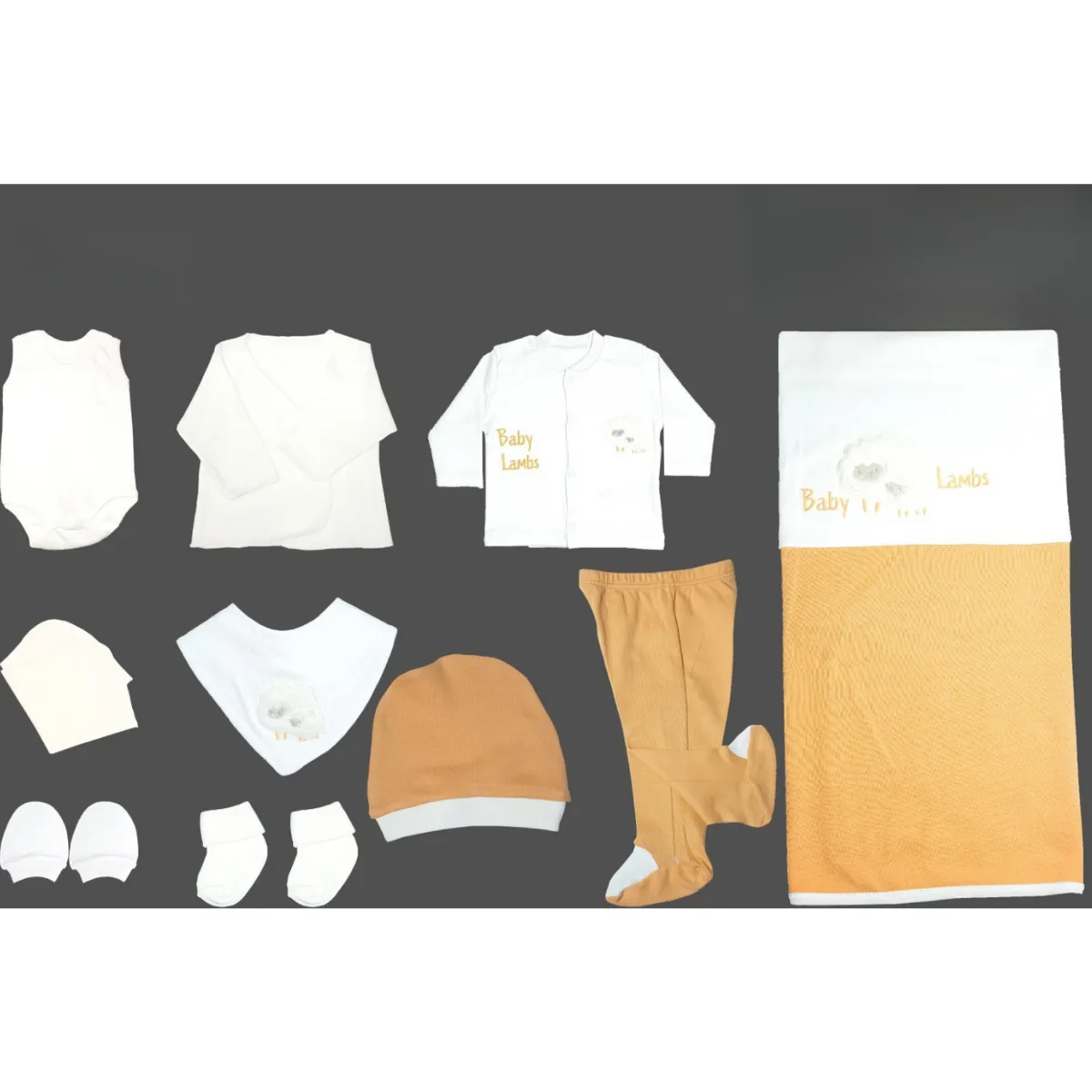 Newborn Going-Home Set — Embroidery — Set pieces: 10 — 0-3 months — 04NB
