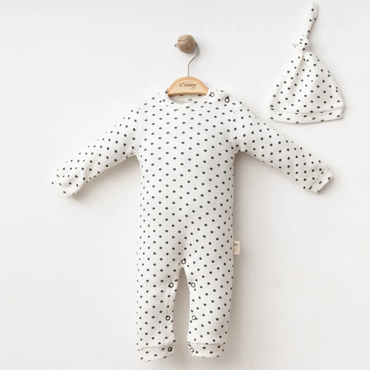 Baby Jumpsuit — Polka dots — 6-9-12 months — 0064CY