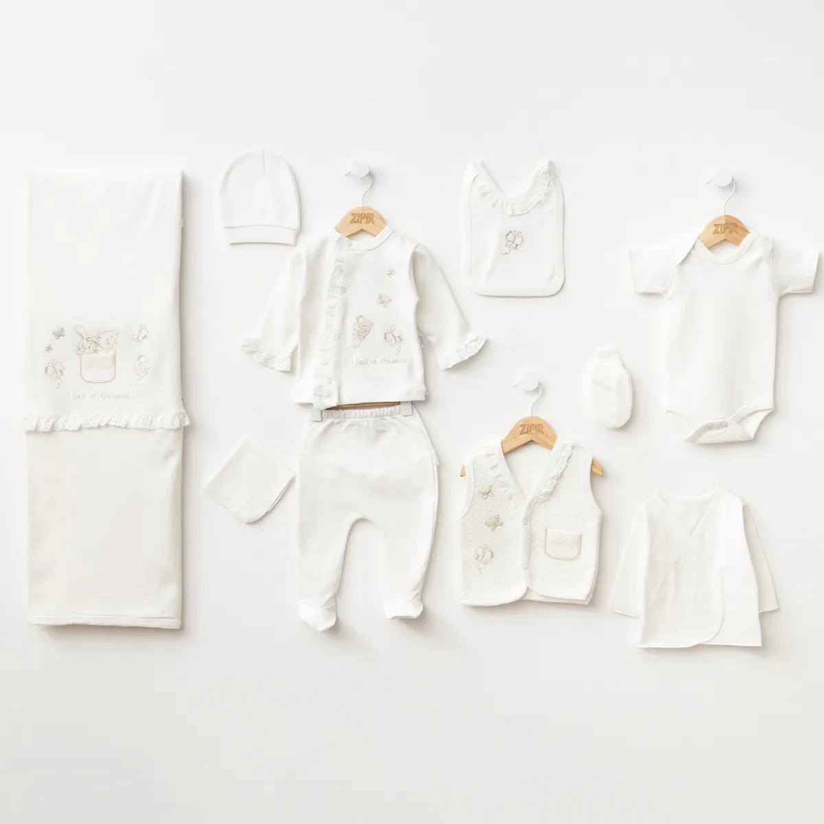 Newborn Going-Home Set — Quilting, Butterfly motif — Set pieces: 10 — 0-3 months — 624ZP