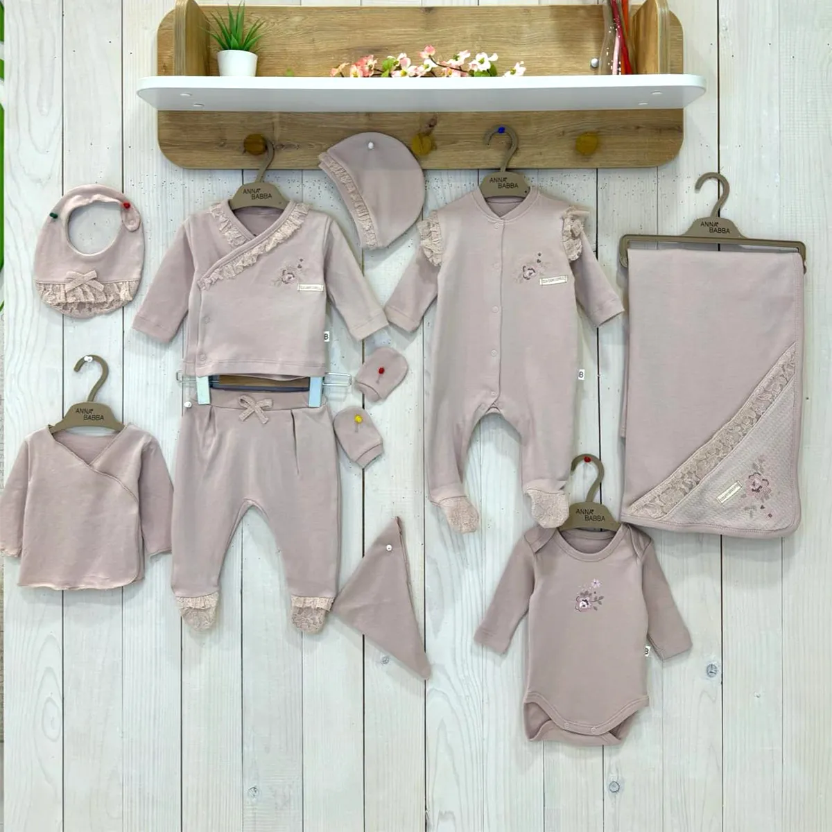 Newborn Going-Home Set — Set pieces: 10 — 0-3 months — 3964BE