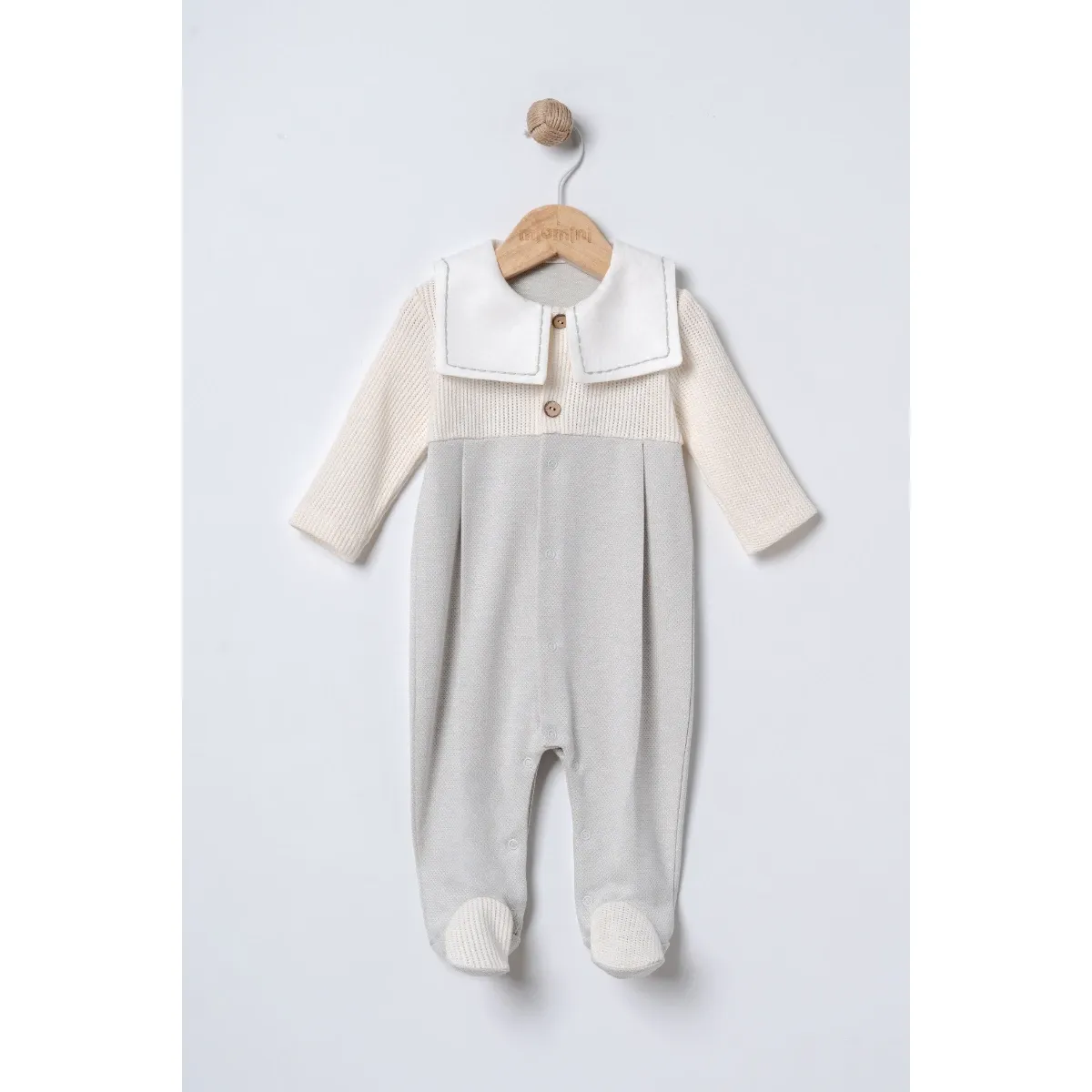 Baby Jumpsuit — Covered feet, Collar — 0-3-6-9 months — 4555MN