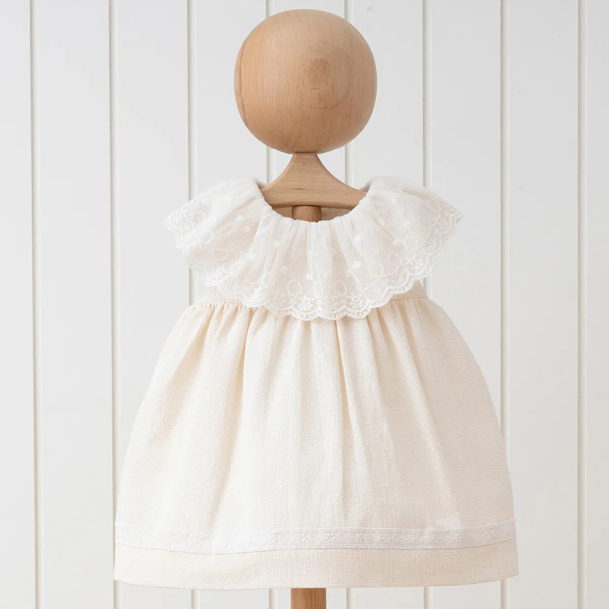 Dress — Lace detail — 6-9-12-18-24 months — 5628MN