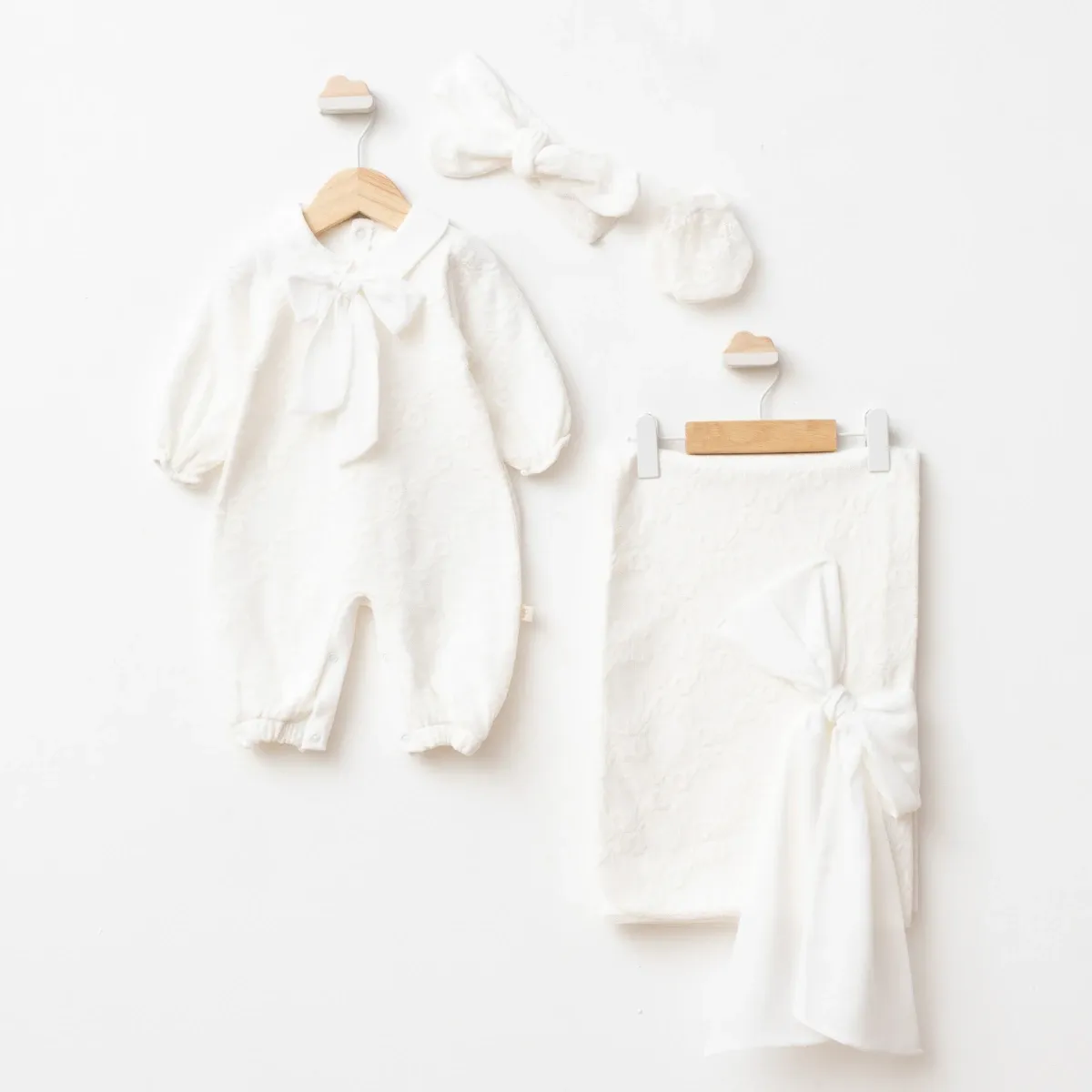 Newborn Going-Home Set — Bow detail — 0-3 months — 7080PG