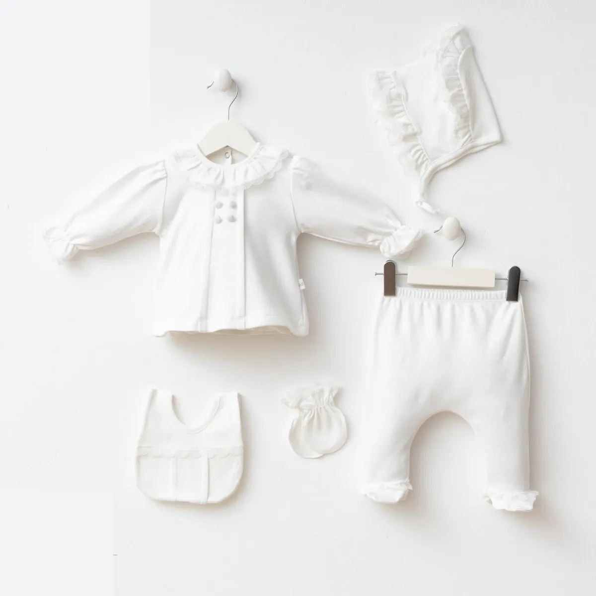 Newborn Going-Home Set — Set pieces: 5 — 0-3 months — 7086MZ