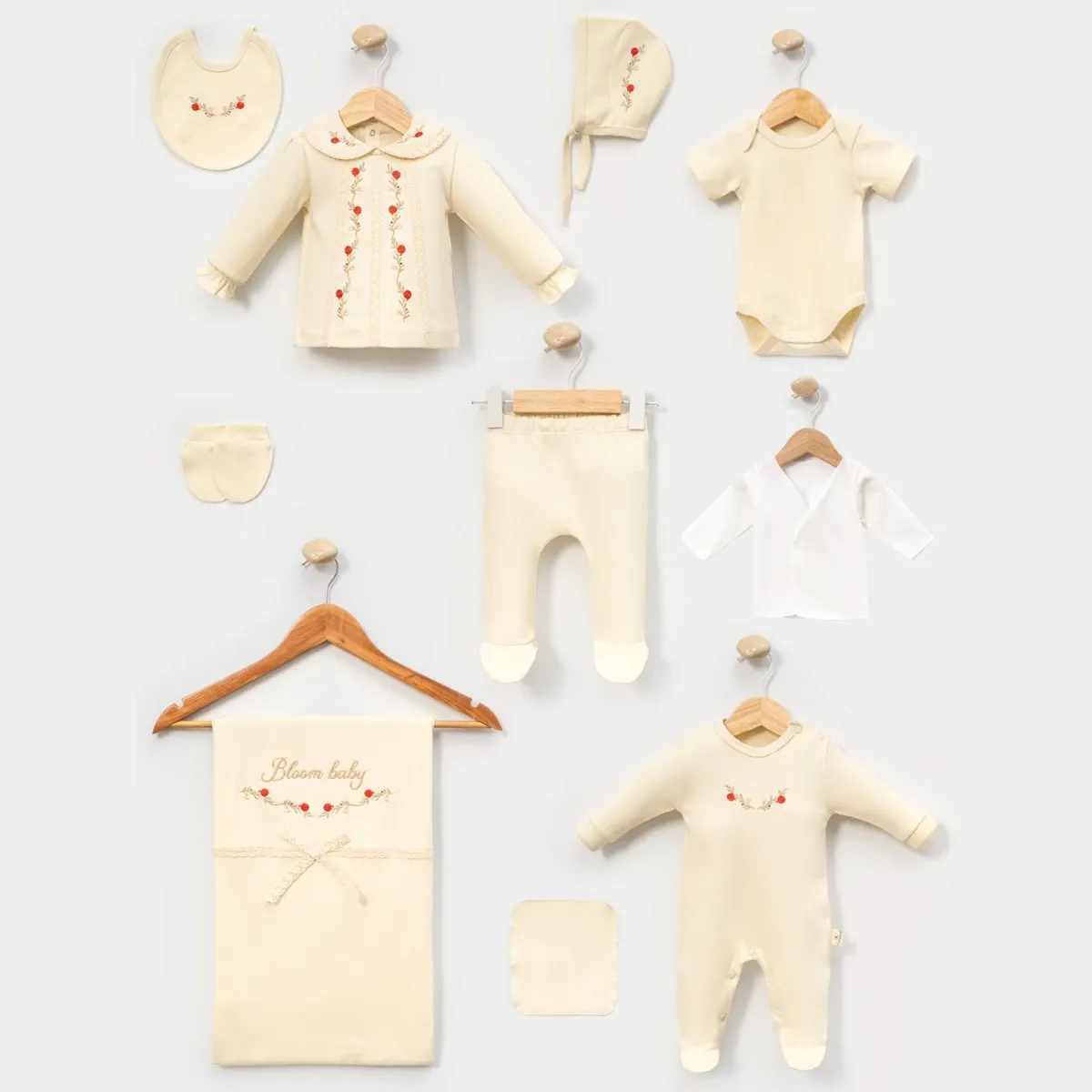 Newborn Going-Home Set — Embroidery — Set pieces: 10 — 0-3 months — 3046MC