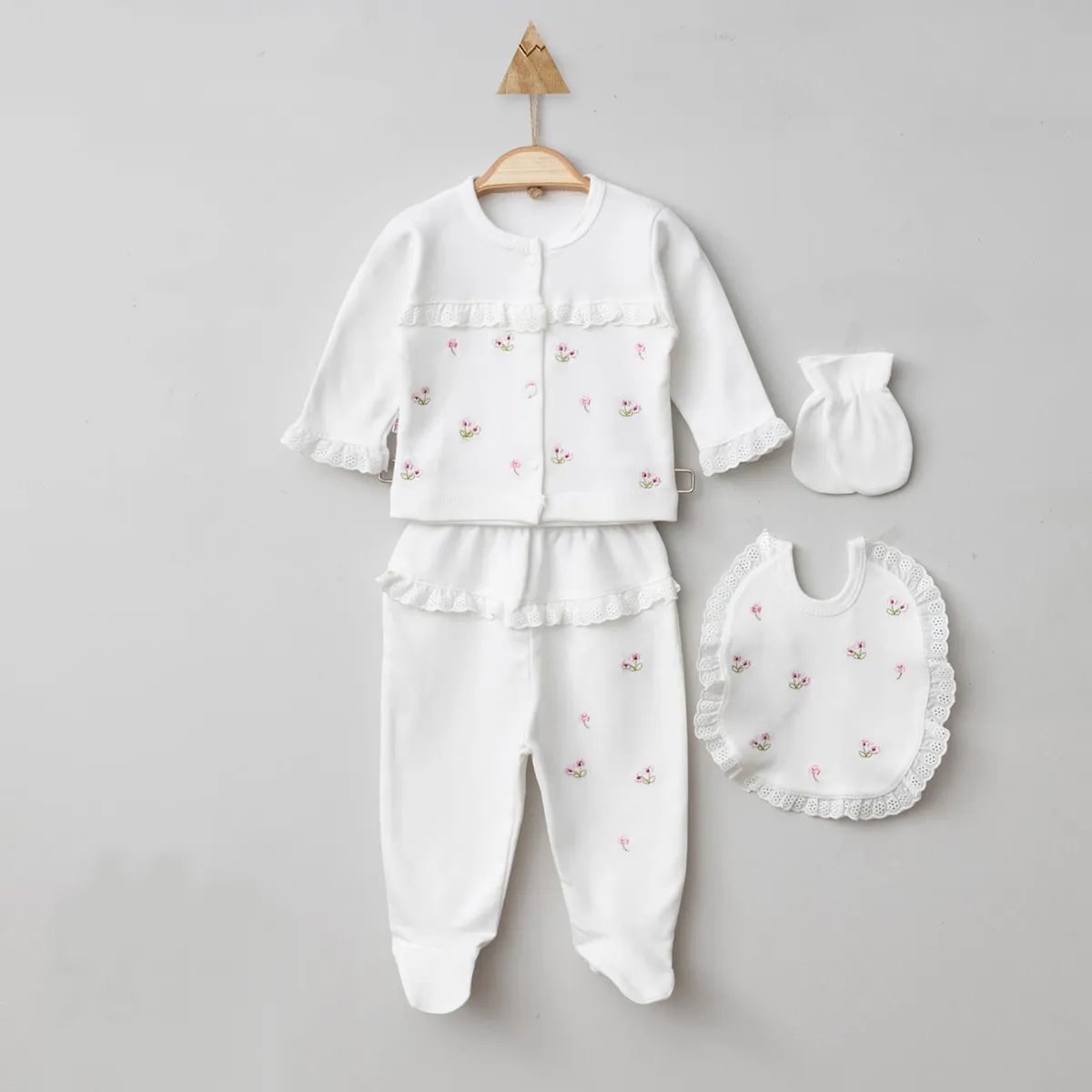 Newborn Going-Home Set — Embroidery, Floral motif — Set pieces: 5 — 0-3 months — 7633GB
