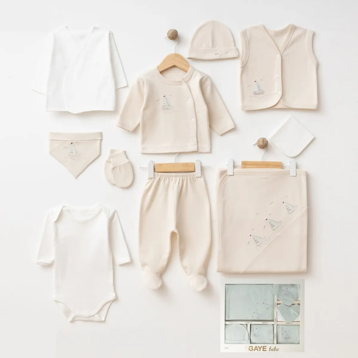 Newborn Going-Home Set — Set pieces: 10 — 0-3 months — 6667GB