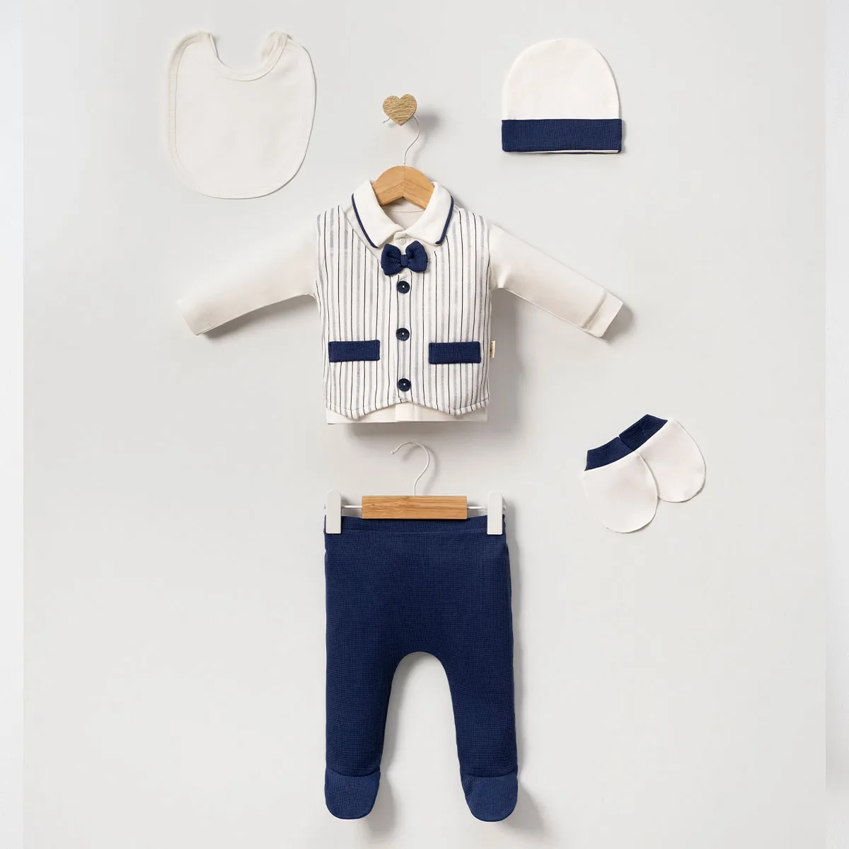 Newborn Going-Home Set — Pockets — Set pieces: 5 — 0-3 months — 2079MC